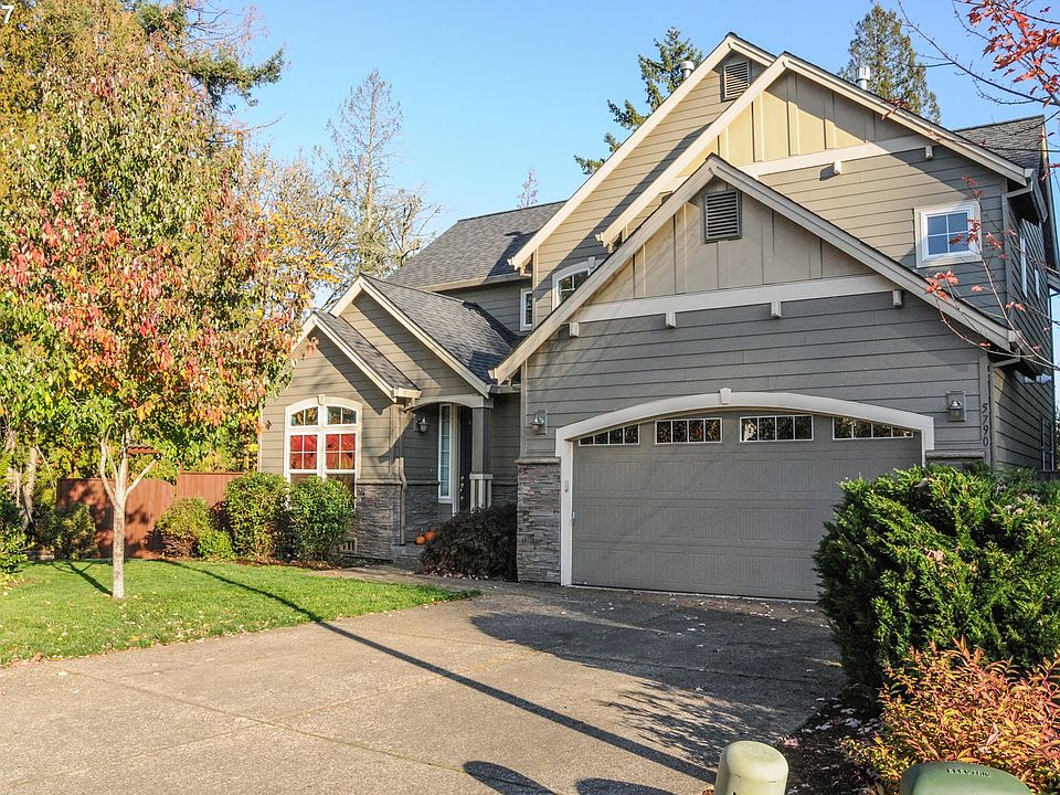 1st image of 5790 NE Lisbon Way