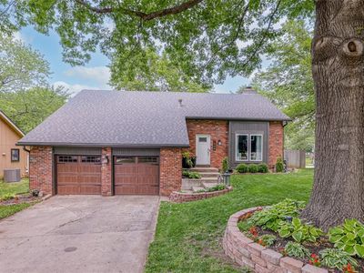 7908 Haskins St, Lenexa, KS, 66215