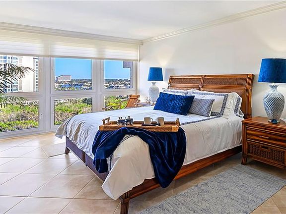3rd image of 4031 Gulf Shore Blvd N #11C
