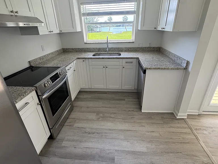 Ortega Forest Dr — Photo 12