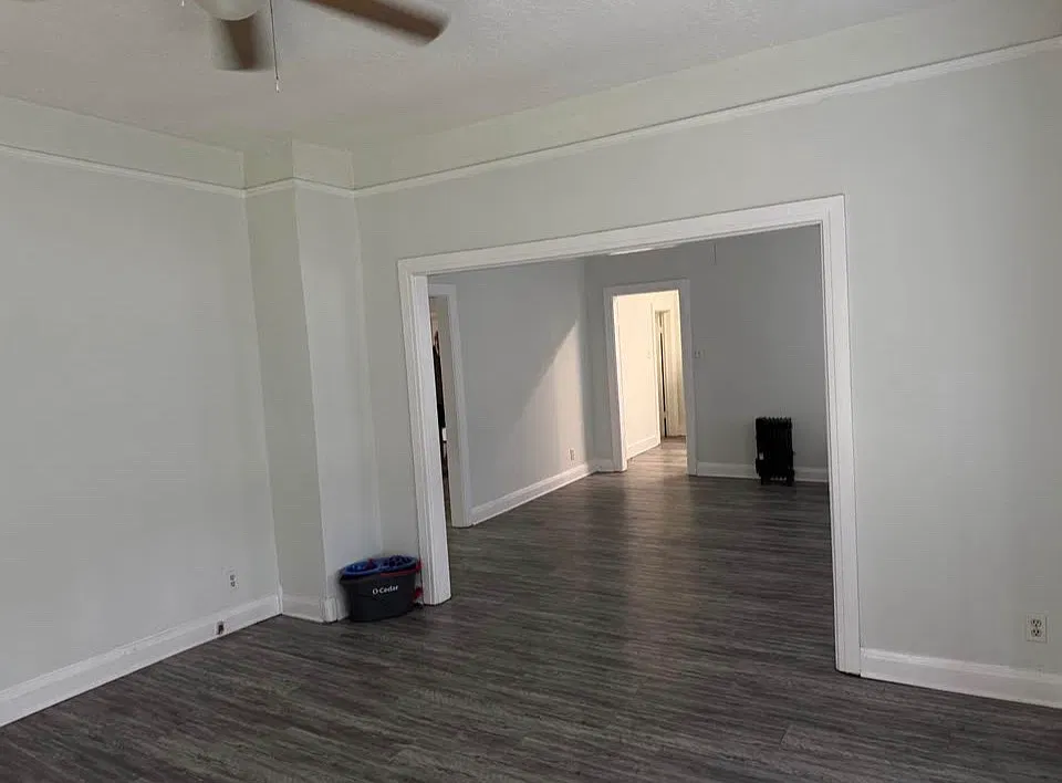2 bed, 1000 sqft, $850 — Photo 2