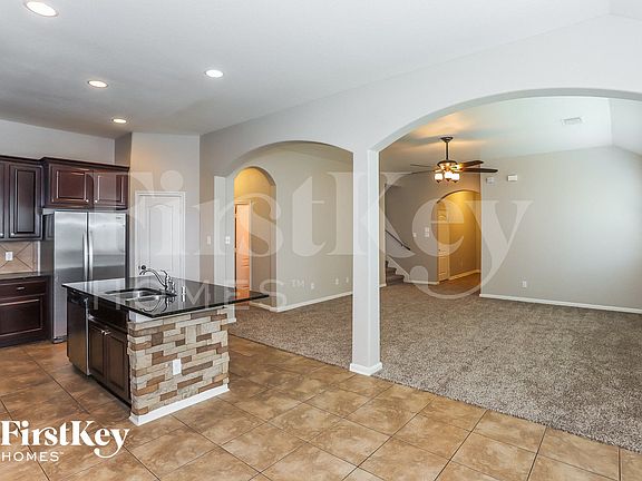 5th image of 6823 Hunters Way Ln