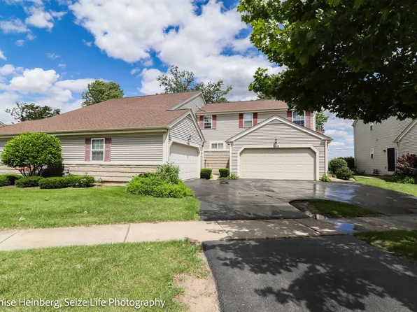 865 Village Cir, Marengo, IL 60152