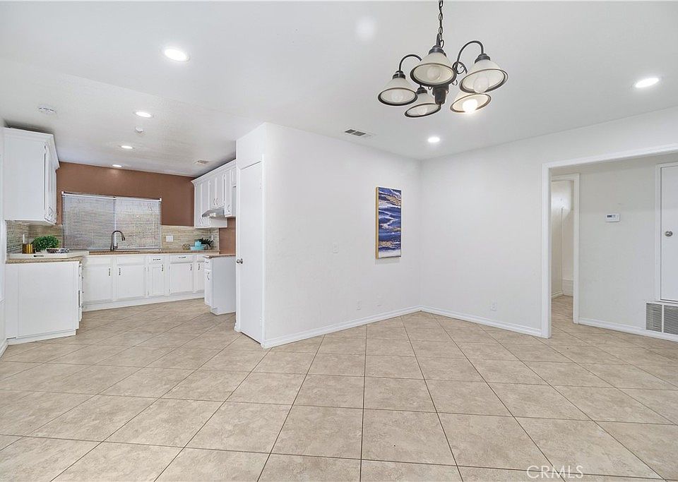 1st image of 6897 Crest Ave