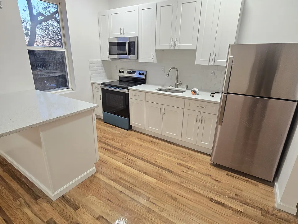 1023 Wilcox Ave #2