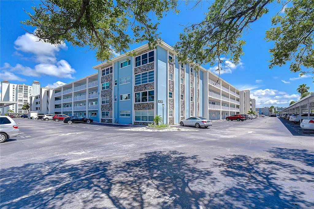 1 bed, 1.0 bath, 910 sqft, $2,100 — Photo 3