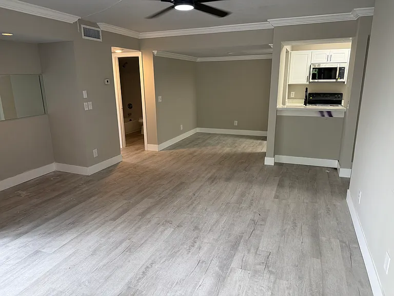 201 Santa Clara Dr #8 — Photo 6
