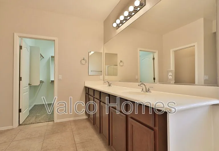 11412 E Segura Ave — Photo 35