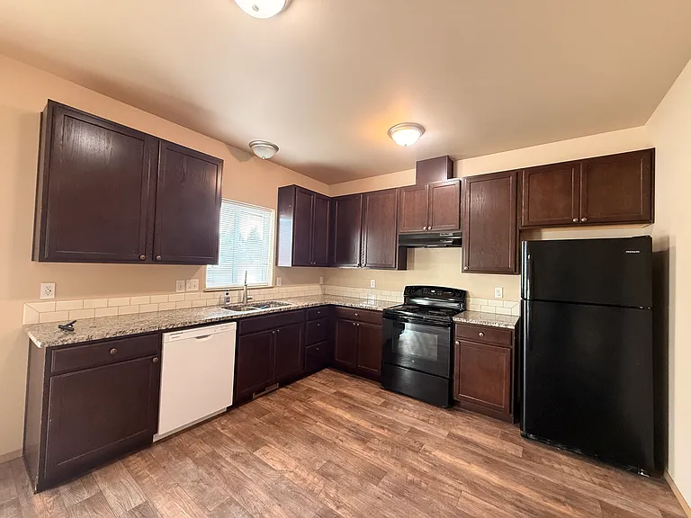 2900 Swan Ave #1 — Photo 4