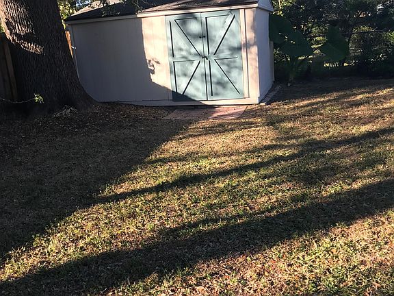 Large Storage Shed
Size 9 x 13