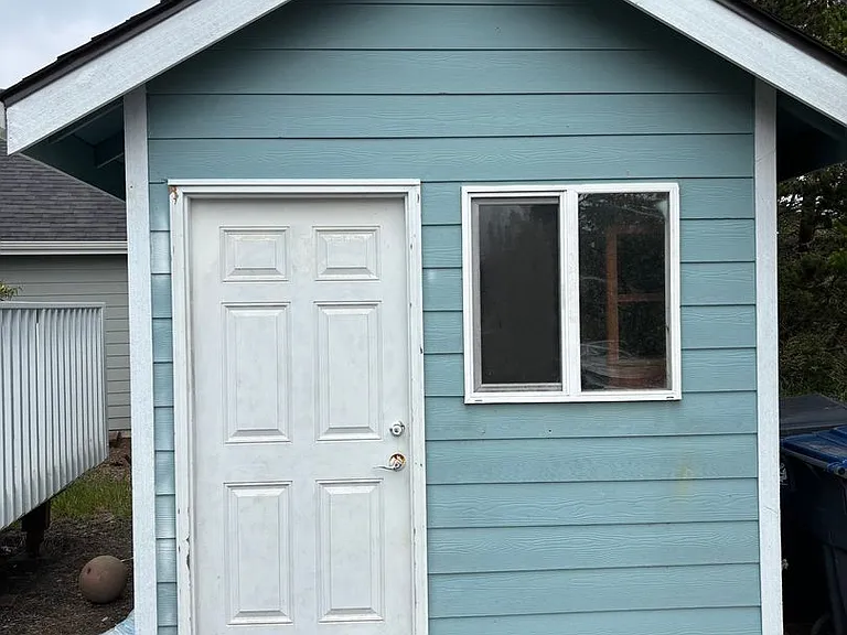 905 Pacific Surf Ave SW — Photo 36