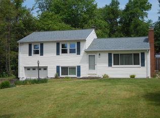 1052 New Rock Hill Rd, Wallingford, CT 06492