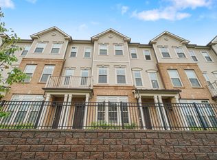 54 Arnold Dr, Wood Ridge, NJ 07075