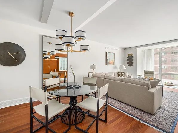300 E 55th St APT 4D, New York, NY 10022