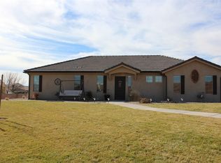 618 E Bluff View Cir, Washington, UT 84780