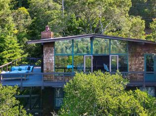 25 Vista Dr, Kentfield, CA 94904