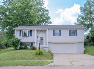 220 Cambridge Dr, Fairborn, OH 45324