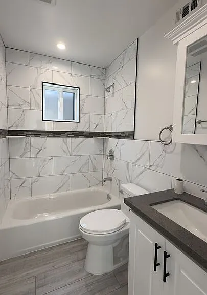 9011 Holmes Ave #A — Photo 3