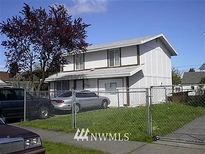 1107 S 27th Street photo 1