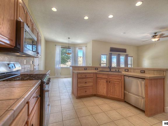4th image of 1116 Camballeria Dr