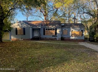 752 Launcelot Rd, Jackson, MS 39206