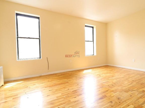 3rd image of 701 W 175th St APT 5F