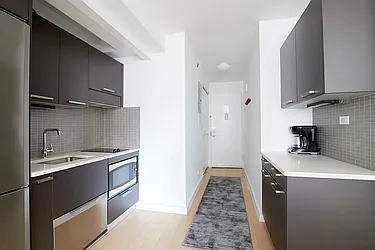 Rented by Manhattan Realty Group