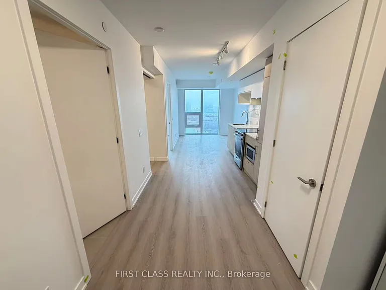 100 Queen St E #2209 — Photo 11