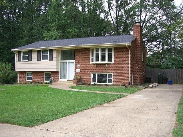 1st image of 9204 Dellwood Dr