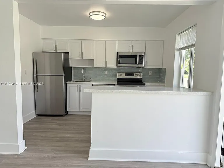 520 SW 5th St #2 — Photo 7