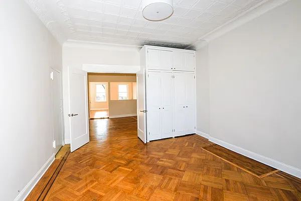 Rented by Awaye Realty Management LLC | media 28