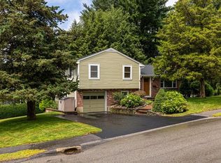 86 Longwood Ter, Norwood, MA 02062