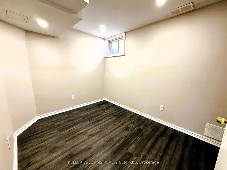 53 Stollar Blvd #LOWER — Photo 11