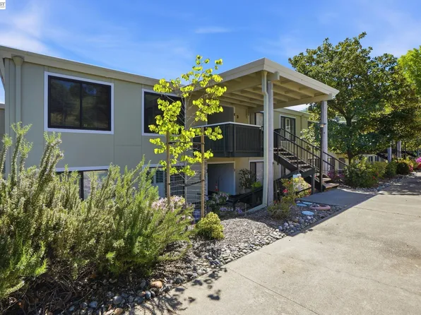 1732 Oakmont Dr APT 4, Walnut Creek, CA 94595