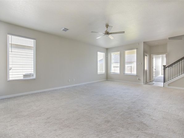 2215 Emerald Diamond Ct