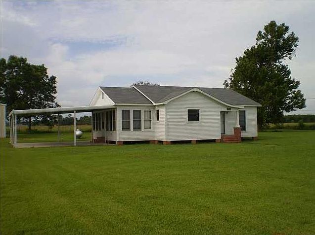 2nd image of 1466 Jagneauxville Rd