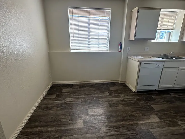 1332 N 625 W #4 — Photo 3