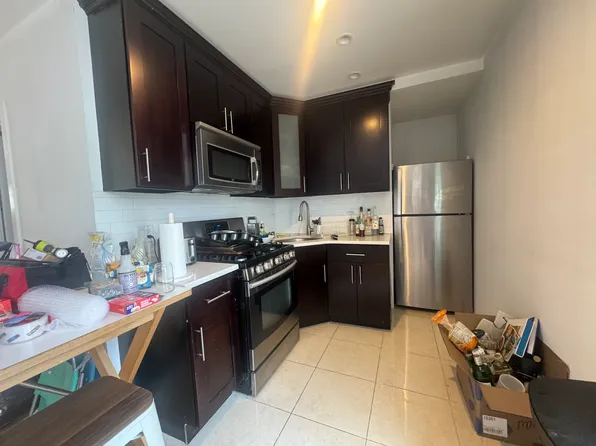 141 Maujer St #2, Brooklyn, NY 11206