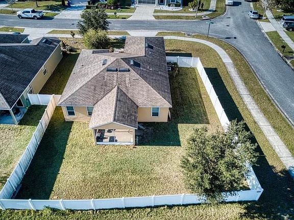 4th image of 174 Prairie Falcon Dr