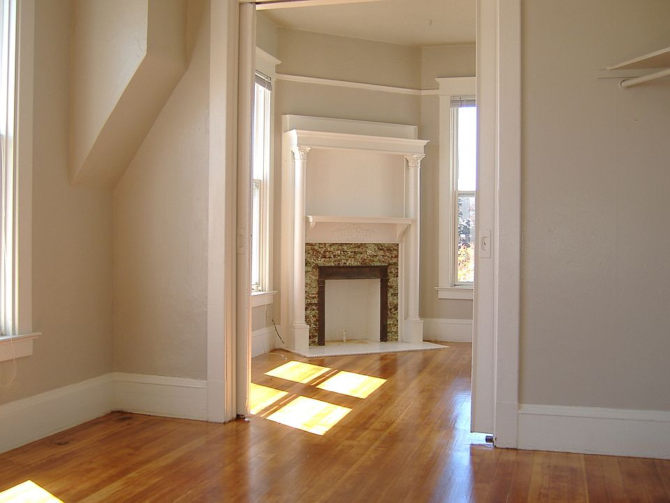 1st image of 1050 N 36th St #21332684