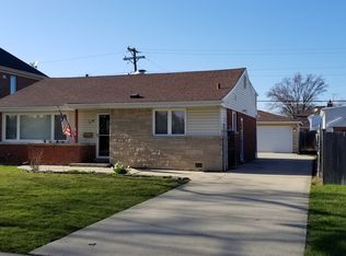 7232 Lake St, Morton Grove, IL
