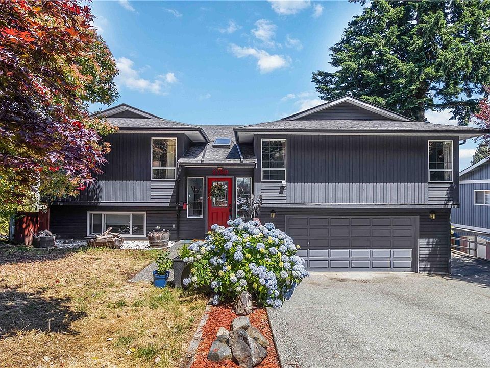 1st image of 3389 Mary Anne Cres