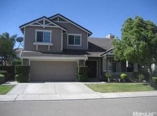 1940 Box Car Dr, Manteca, CA 95337