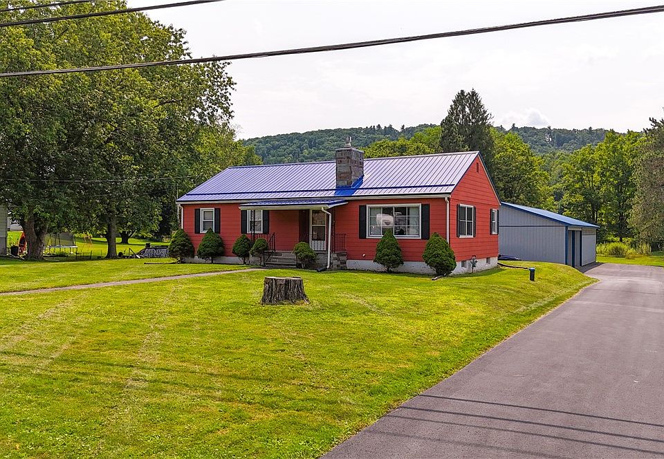 1st image of 374 Breesport Rd