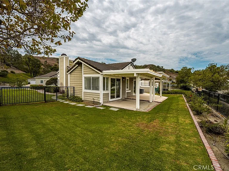 5779 E Hudson Bay Dr — Photo 16