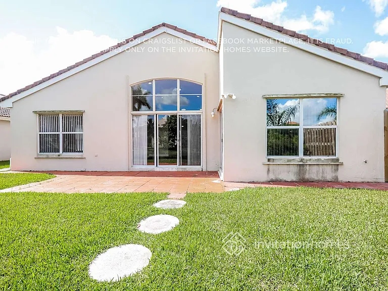 16575 NW 10th St — Photo 19