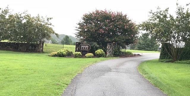 2nd image of 643 The Bear Blvd
