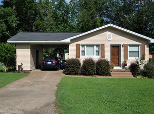 105 Evans Dr, Houston, MS 38851