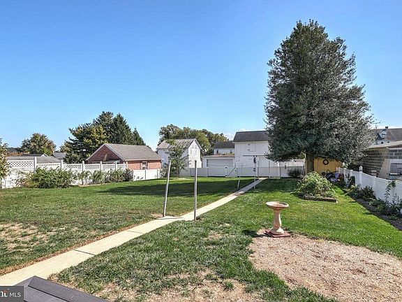5th image of 304 Cooper St