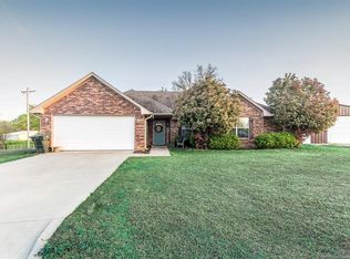 5401 Roadrunner Ct, Durant, OK 74701
